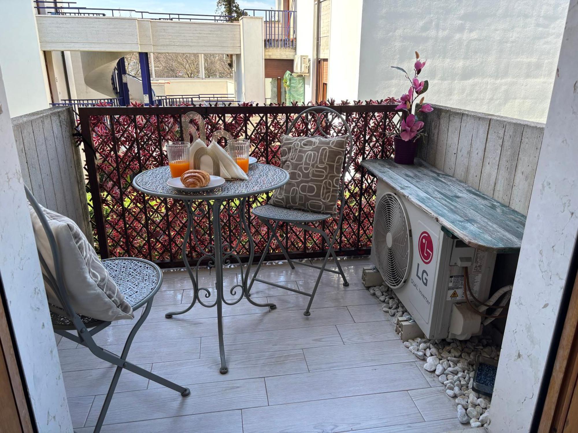ורונה Studio Flat Policlinico G B Rossi Borgo Roma מראה חיצוני תמונה